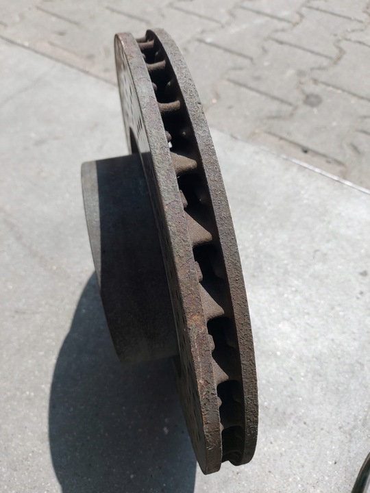 фото №9, Затискачі диски перед porsche 911 991 997351421/422