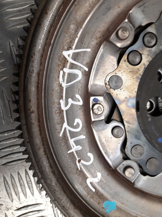 фото №4, Колесо маховики škoda superb iii универсал 2018 04l105266ab