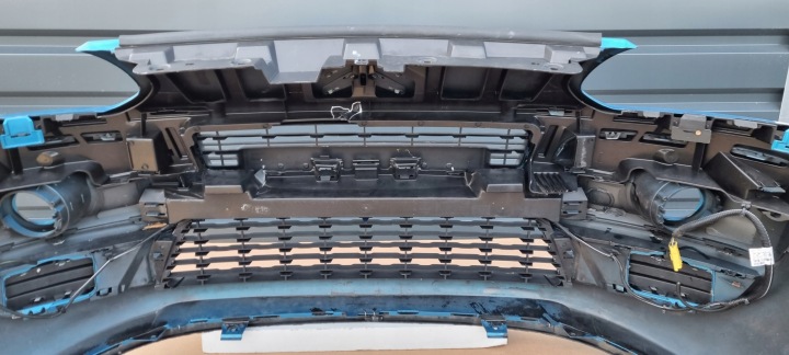 фото №8, Citroen c3 picasso 08- бампер перед оригинал b087