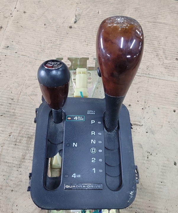 фото №1, Jeep grand cherokee wj 4.7 99-04 домкрат зміни коробки передач eu