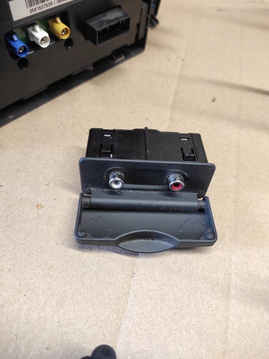 фото №7, Комплектная навигация renault laguna iii tomtom 281156980r 259154206r