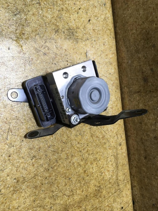 фото №1, Renault kangoo ii 2016 насос abs z.e