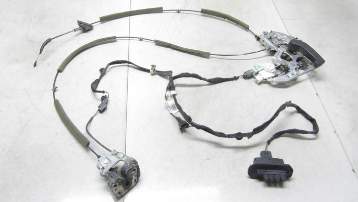 фото №1, Master movano iii замок дверь правых сдвижных 8200766631