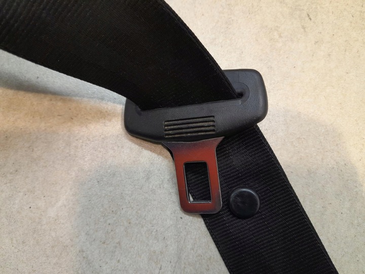 фото №8, Pas bezpeczeństwa левый зад audi a4 b6 8e5857805d