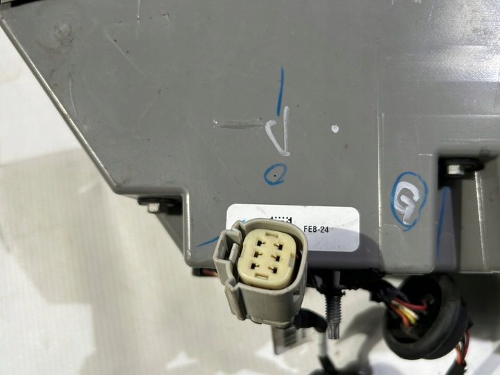 фото №8, Лампа зад задняя правая lincoln continental 2017r-