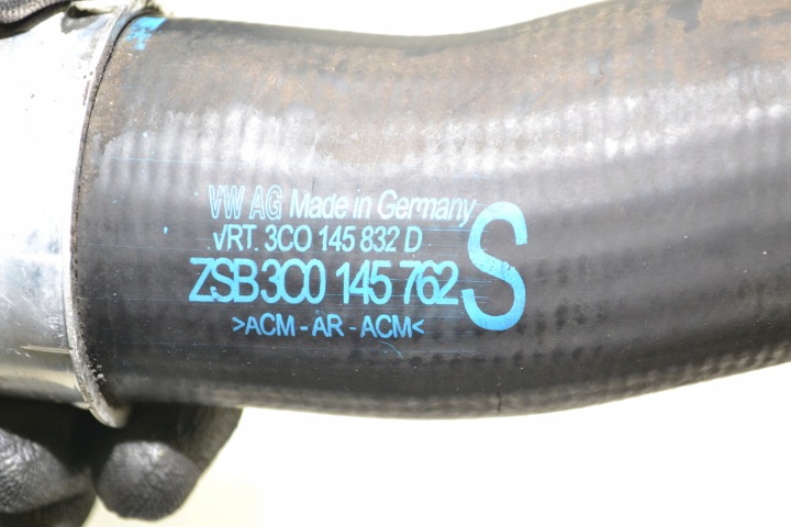 фото №5, Труба трубка  2.0 tdi golf passat b6 seat skoda 3c0145832d