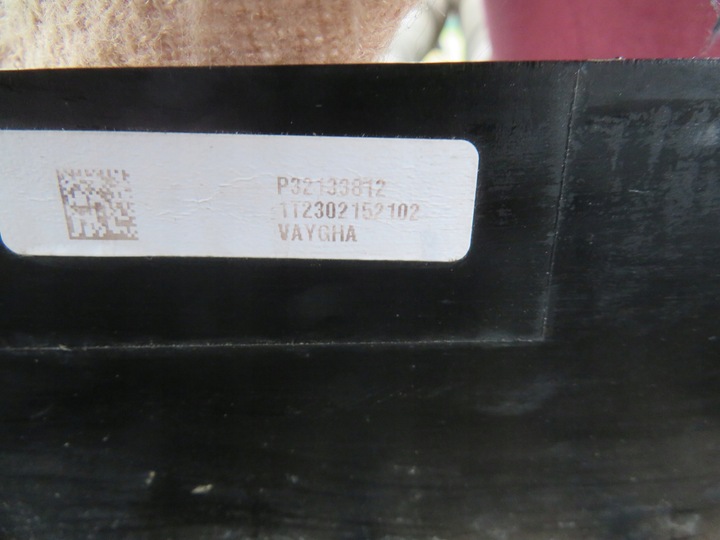 фото №16, Volvo xc60 рестайлинг r-design бампер перед переднее 32234958 32133812