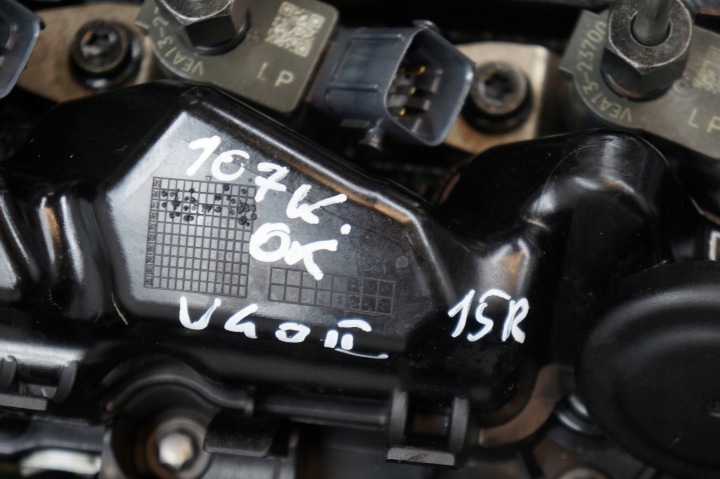 фото №7, Двигатель стойка форсунки 107 tys km d4204t8 volvo v60 i s60 ii v40 ii 15r