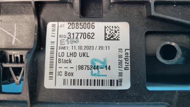 фото №14, Bmw 2' u06 218i active tourer 1.5b торпедо консоль капот 9875244