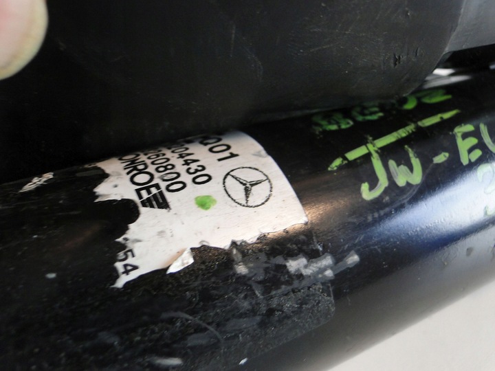 фото №10, Mercedes w212 212 універсал амортизатор правий задній