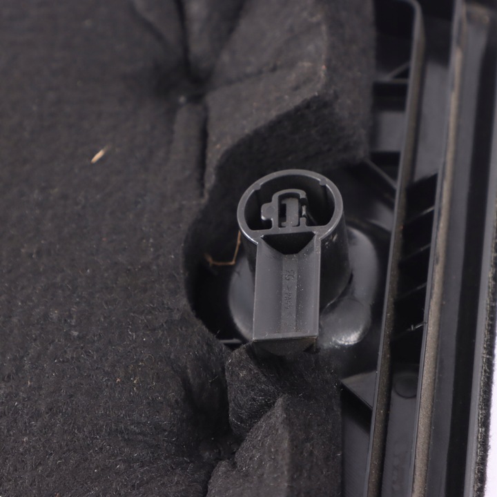 фото №11, Mercedes ml x164 кришка обшивка багажника права чорна a1646901825