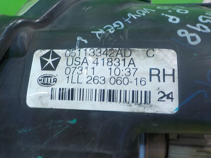 фото №6, Chrysler grand voyager v 2.8 crd 10r 5d лампа правая перед ксенон 05113342ad