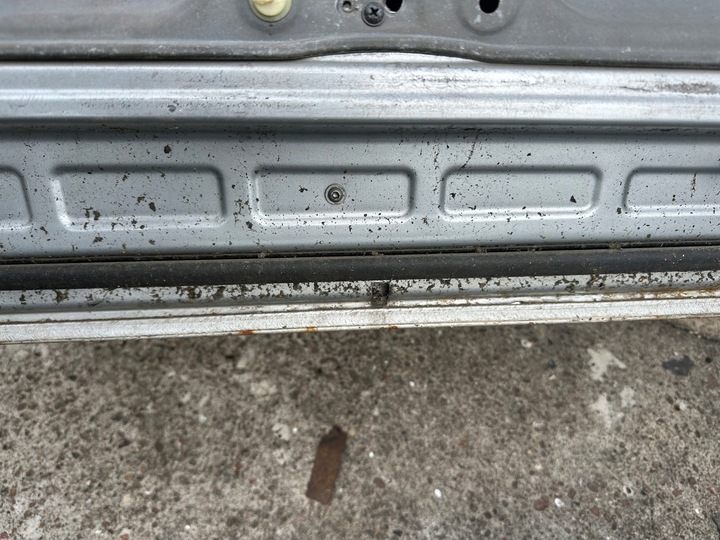 фото №15, Mercedes a класс w169 дверь правые перед передние серебристый лак 761