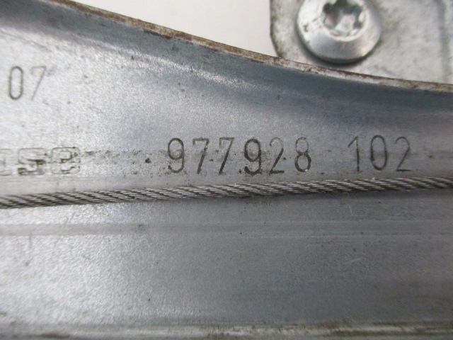 фото №9, Peugeot 308 07-13 elektrtyczny стеклоподъемник правый зад 6 pin 9659826680
