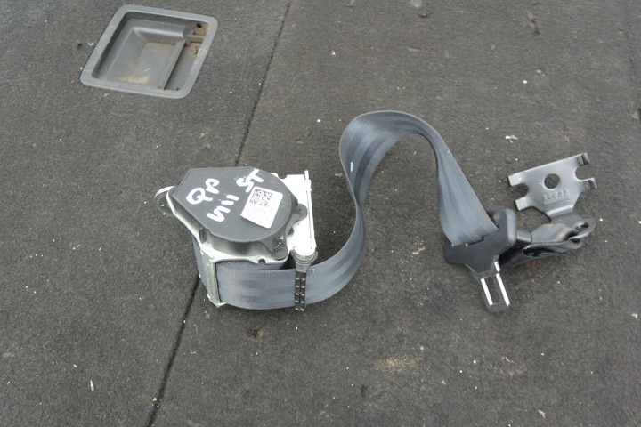 фото №1, Maserati quattroporte pas безопасности зад средний