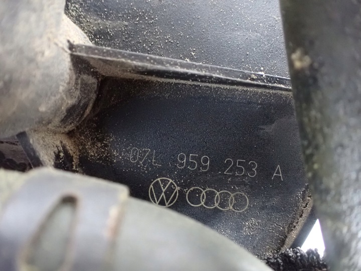 фото №10, Насос воздуха вторичного audi a8 s8 d3 5.2 fsi 07l959253a