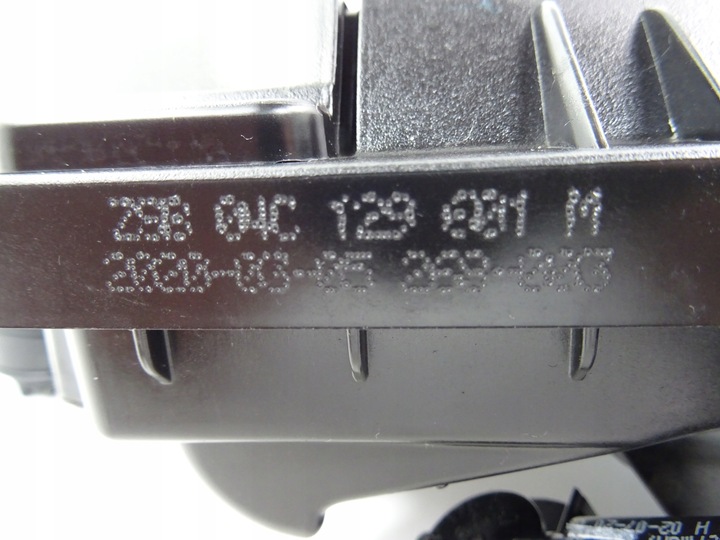 фото №11, Фільтр повітря вкладка audi a1 vw seat 04c129620a