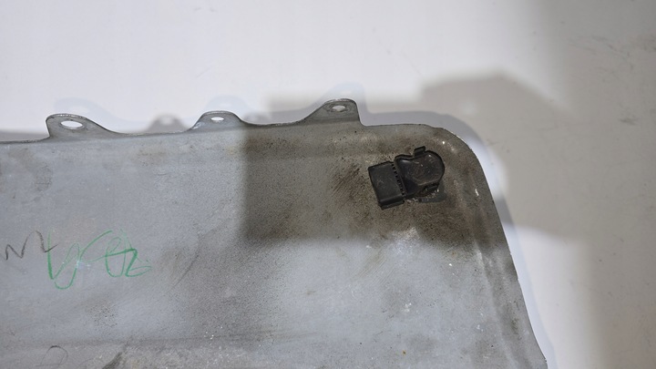 фото №7, Toyota hilux viii 8 бампер задній зад накладка права 2017-