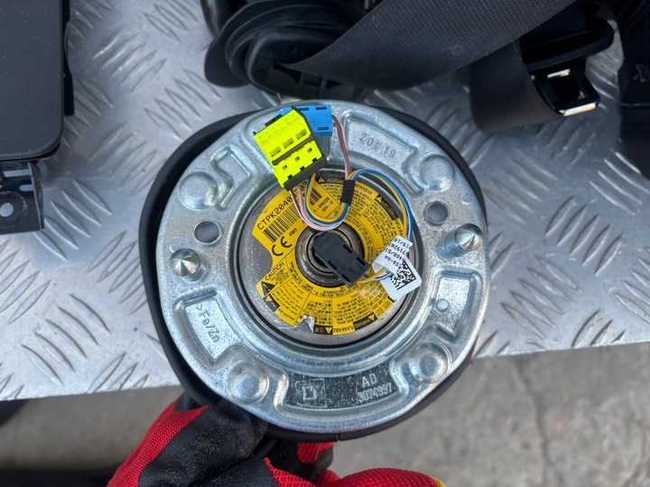 фото №10, Bmw x5 g05 консоль подушки повітряні eu. європа оригінал head up шкіра