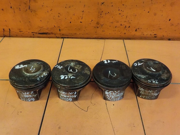 фото №1, Honda accord vii 2.0 i-vtec 08r 155km k20z2 поршень