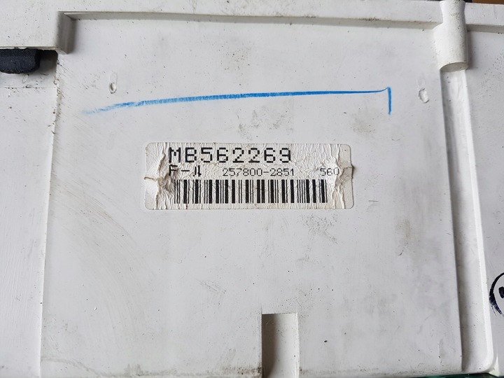 фото №9, Mitsubishi l200 i 86-96 первая поколение 2.5 td спидометр приборы mb562269