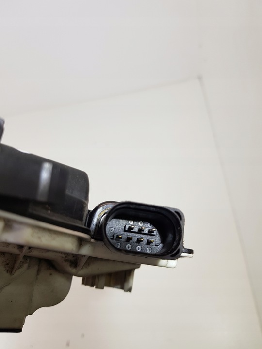 фото №8, Замок двері лівий перед 5n1837015c seat vw skoda