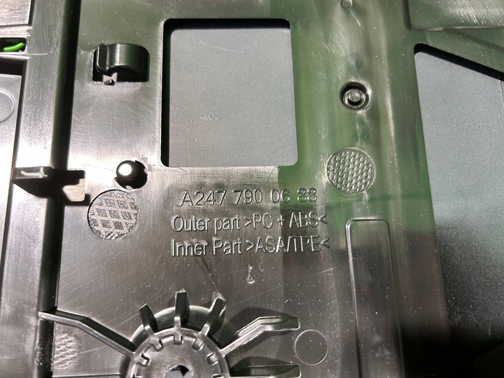 фото №9, Mercedes glb w247 x247 спойлер спойлер козирок багажника a2477900688