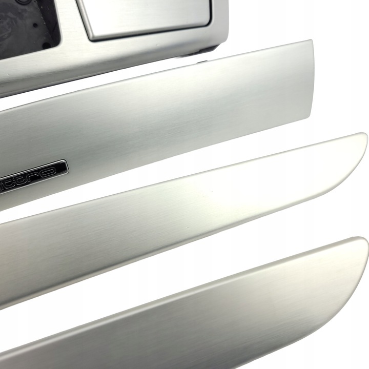 фото №7, Audi a6 c6 рестайлинг планки дверь декоративный декоры s-line шлифованный 1nk туннель