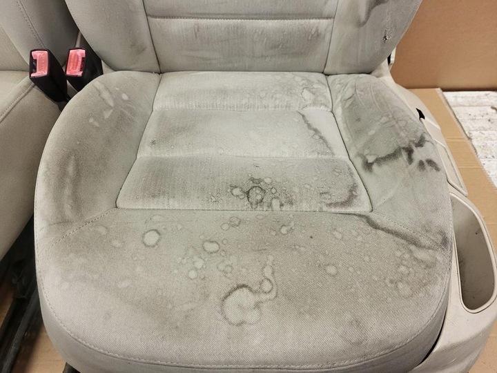 фото №14, Skoda octavia ii 04-08r hb. 5-d сиденье переднее левый перед светлый beż водителя