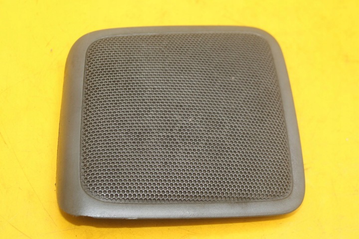 фото №1, Маскировочная накладка защита динамика левый перед vw transporter t4 caravella 7d1857209