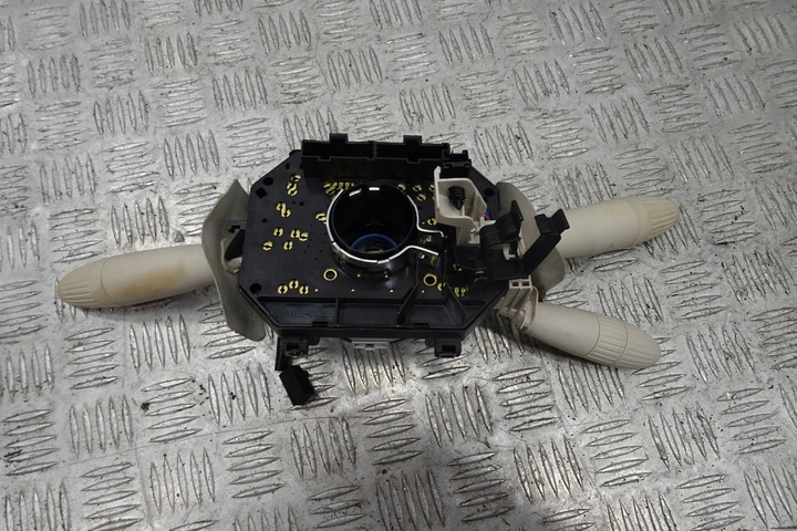 фото №12, Fiat 500 рестайлінг панель роздавальна консоль подушка безпеки подушка ремені 15-