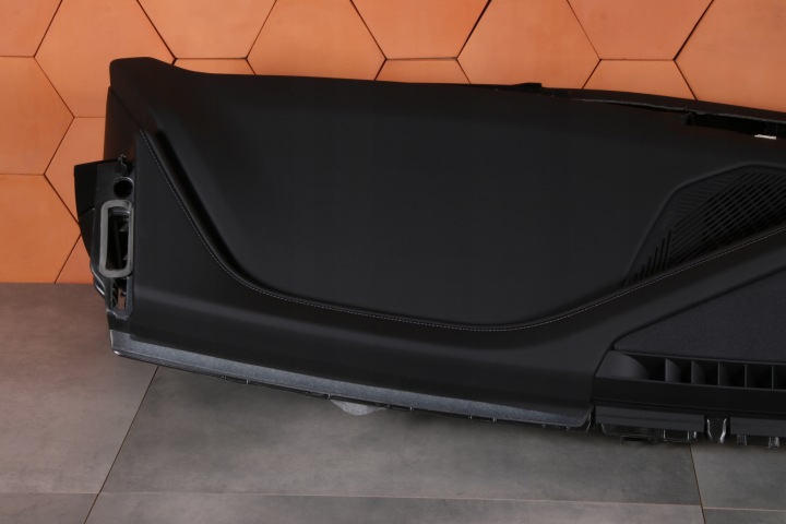 фото №10, Bmw 7' g70 оригінальна торпедо роздавальна консоль шкіра veganza чорна