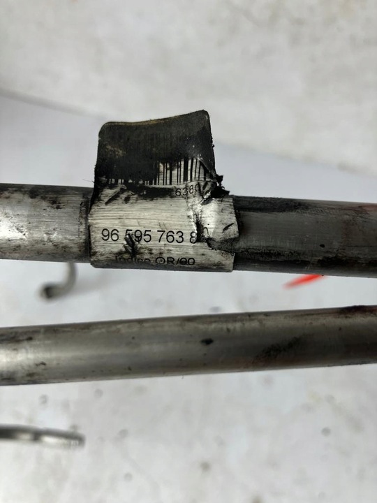 фото №8, Трубки кондиционера c5 iii x7 2.0 hdi 140 km