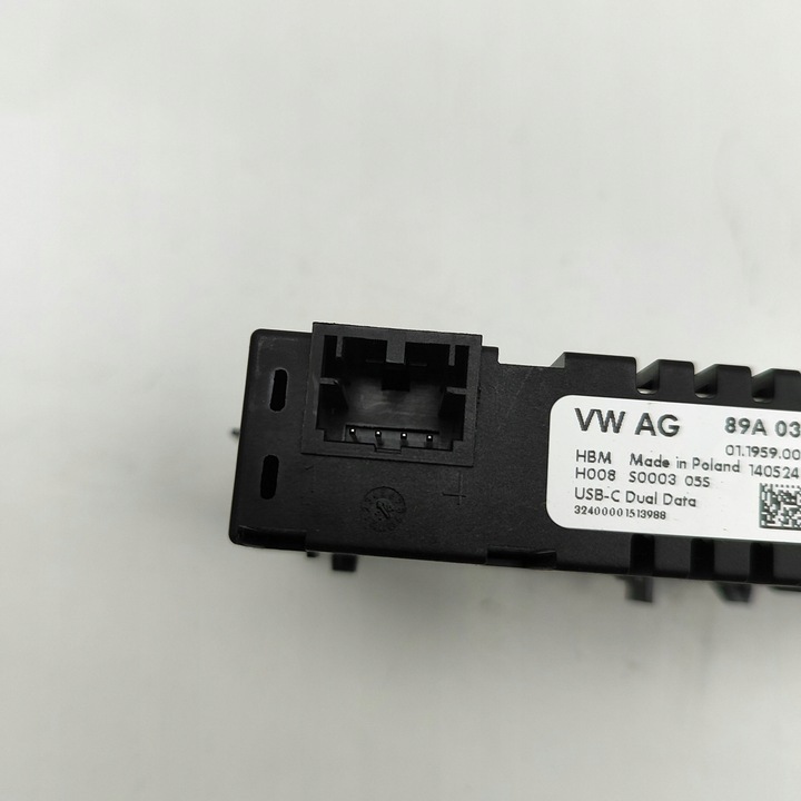 фото №9, Audi q4 sportback e-tron 2024 гнездо / соединитель usb