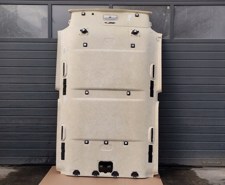 фото №11, Потолок mercedes v-klasa w447 длинный burmester designo porcellain