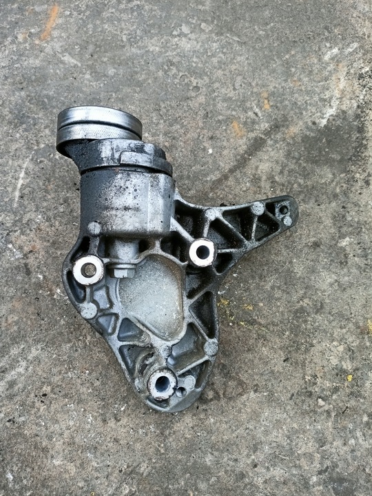 фото №1, Лапи двигателя vw seat audi 1.4 tsi cax 1k0260885b