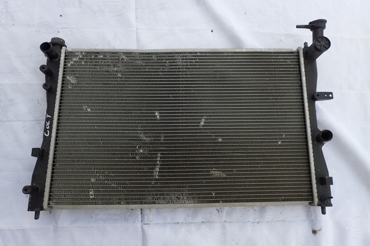 фото №1, Радіаторів двигуна mitsubishi colt 04 1.1 1.3 1.5
