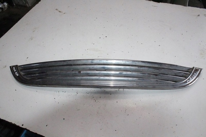 фото №1, Mini cooper 02 r50 решётка бампера хром