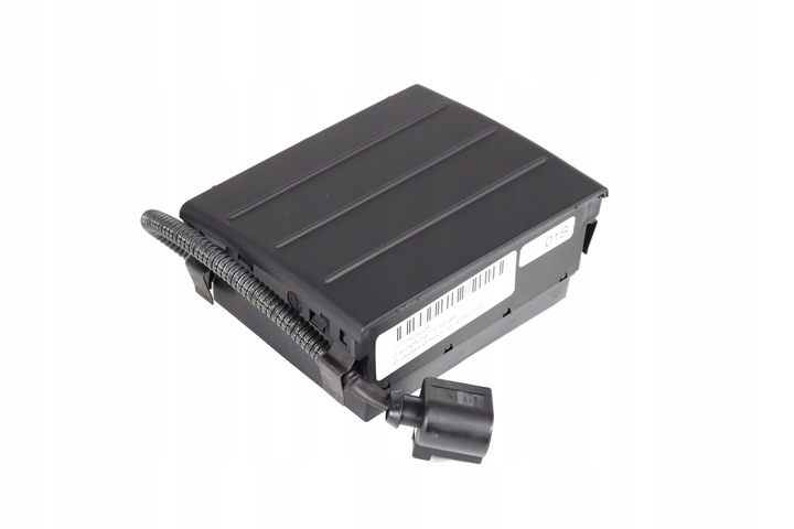 фото №2, Решётка шторка заглушка радара перед audi a6 s6