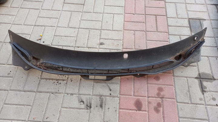 фото №1, Панель под лобовым стеклом volvo xc70 00-04r