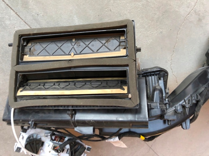 фото №8, Комплектна обігрівач 5801575030 ручка iveco daily 2014- bez клімат