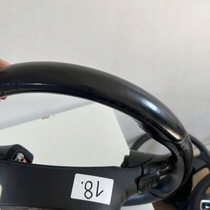 фото №13, Vw golf v 5 r32 gti scirocco руль dsg кожа срезанная мультифункция 1k841