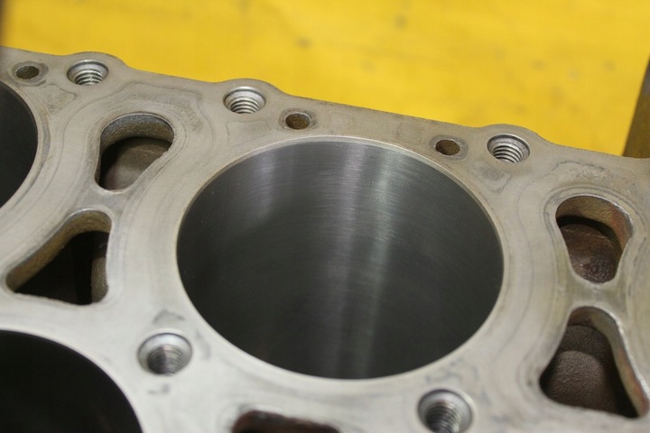 фото №6, Блок двигателя vw phaeton 3.2 fsi 022103021s bkl ayt