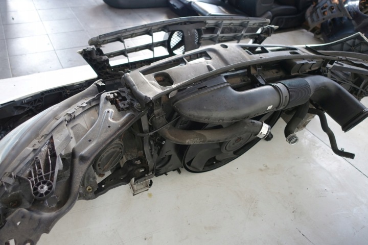 фото №8, Mercedes w204 перед капот бампер 2.2 650 рестайлінг pas