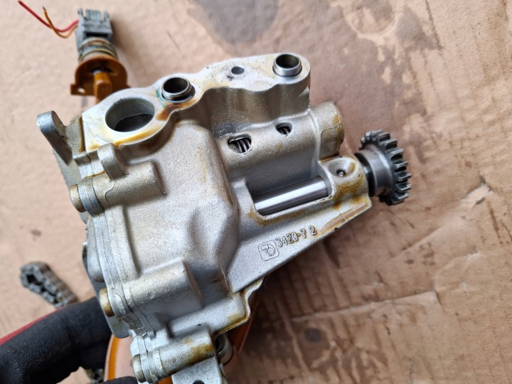 фото №4, Nissan juke 16r hra2 1.2 dig-t насос масла 150002257r