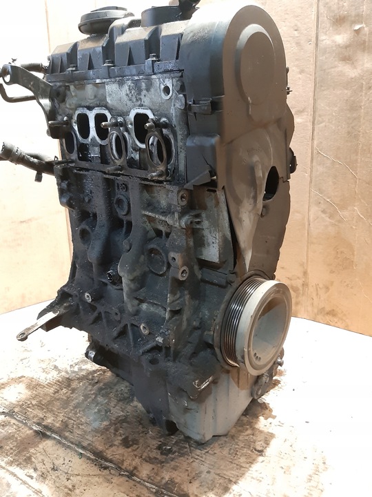 фото №11, Двигатель vw lupo 1.2 tdi pd ayz 3l голый стойка