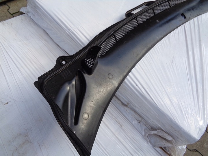 фото №9, Панель під лобовим склом volvo v70 xc70 s80 s60 ii 9190000 європа