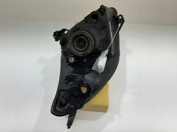 фото №12, Фара передня сторона права suzuki swift ii 10-16 3512071l00