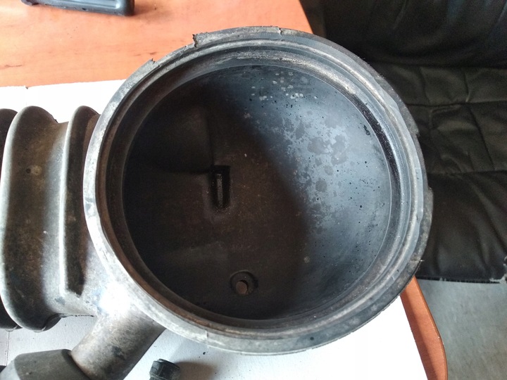 фото №5, Труба шланг повітря audi 100 c3 2,0b 034133357h