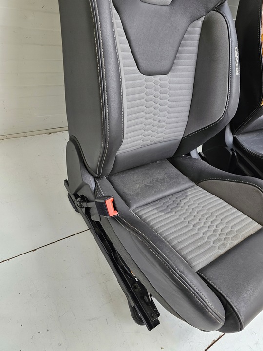 фото №9, Сиденья диван ford fiesta mk7 st st-line recaro